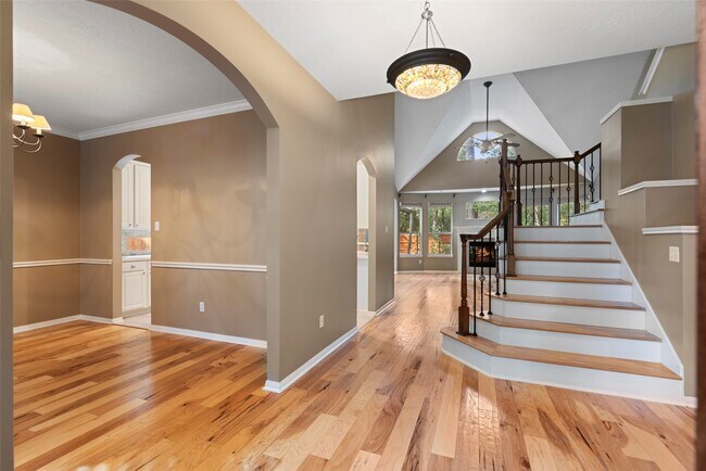 Foto del edificio - 18 Valley Mead Pl