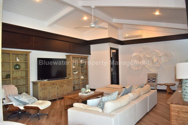 Building Photo - Furnished Kailua 4/3.5 Home w/ separate Co...