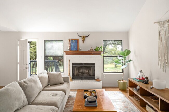 Foto del edificio - 614 Canyon Rim Dr