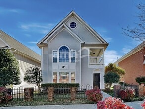 Building Photo - 6111 Creft Cir