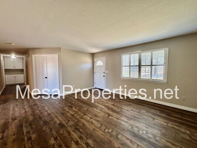 Building Photo - 7891 Corona Ave