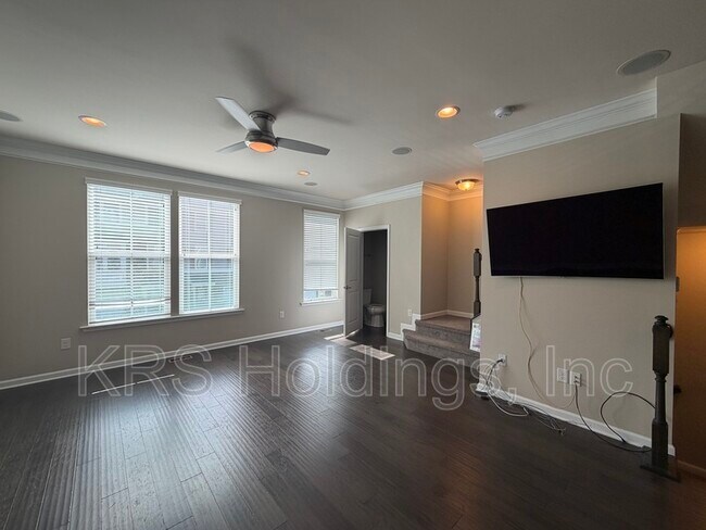Foto del edificio - 308 Covington Dr