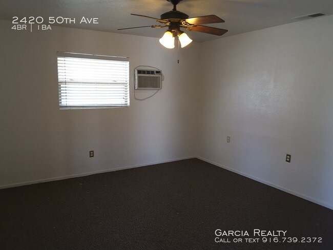 Foto del edificio - 3/4 bedroom 1 bath in South Sac