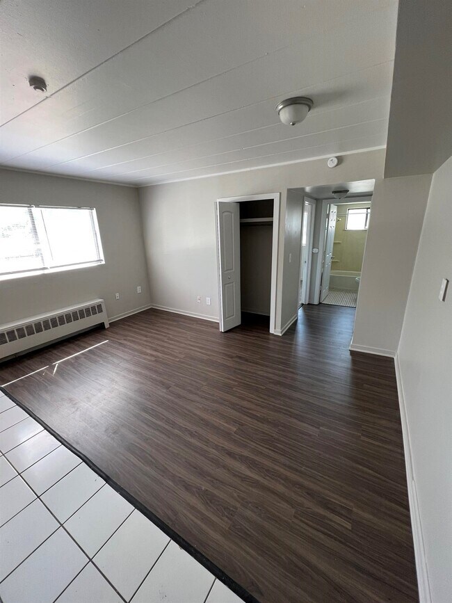 Foto del edificio - 6311 6353 Middlebelt Rd