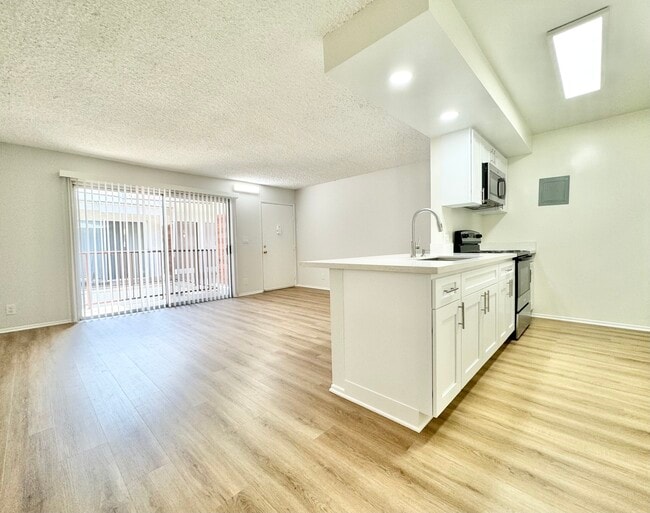 Building Photo - 17821 Sherman Way