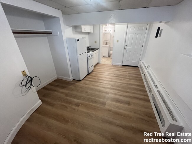 Photo - 503 Beacon St Apartment