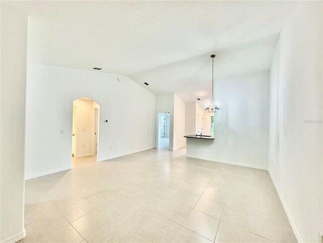 Foto del edificio - 8 Coral Reef Ct N