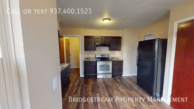 Building Photo - Remodeled 3 bedroom, 1 bath home with base...