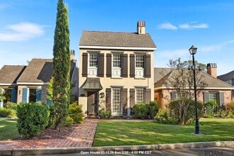 Building Photo - 7962 Wrenwood Blvd