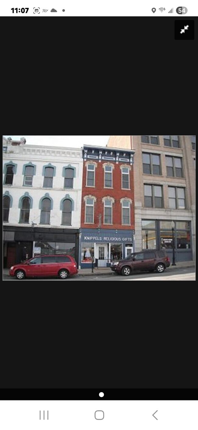 129 Principal - 129 Main St