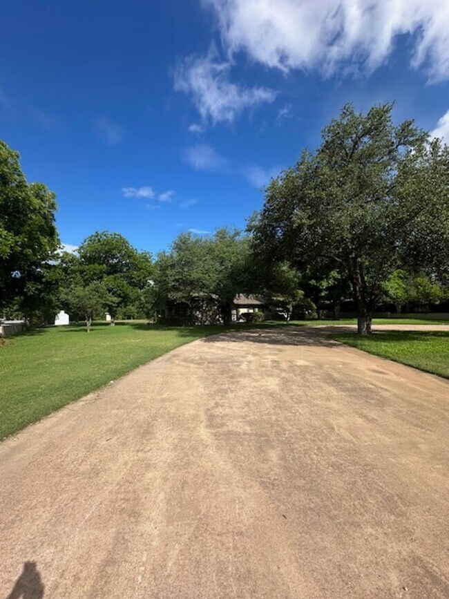 Building Photo - 3782 WOODRIDGE DRIVE