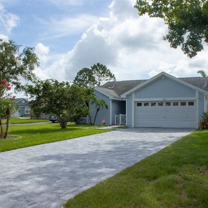 Foto principal - 133 Steamboat Ct