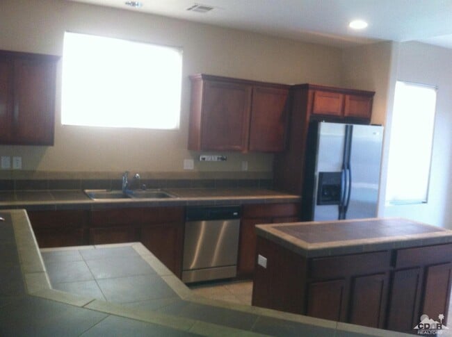 Building Photo - 78625 Bottlebrush Dr