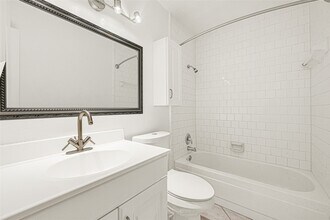 Building Photo - 9208 Carousel Ln