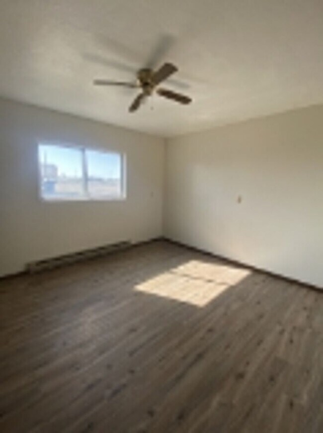 Foto del edificio - 306 Columbine Ave