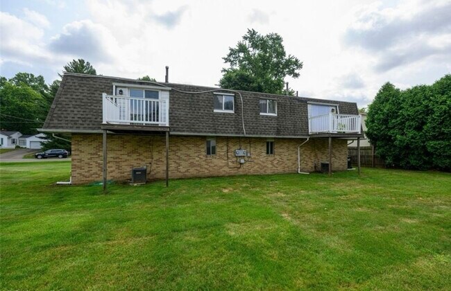 Foto del edificio - 317 Stewart Ave NW