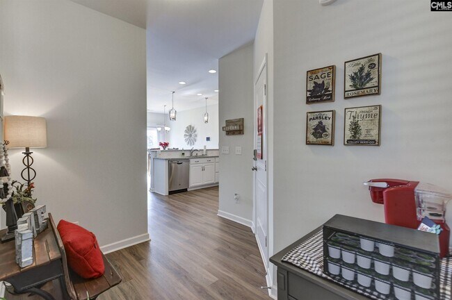 Foto del edificio - 288 Liberty Ridge Dr