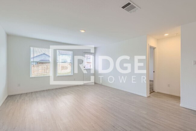 Building Photo - 5326 Hornbeck Hts