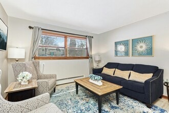 Building Photo - 157 Mississippi Pl