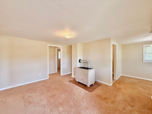 Building Photo - Welcome Home!