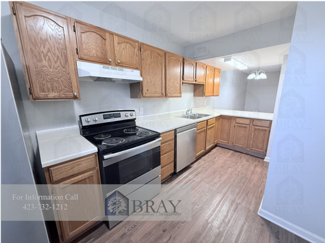 Building Photo - Charming 2-Bedroom Home on a Wooded Lot wi...