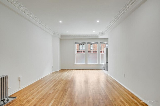 Photo - 560 O'Farrell St Apartment