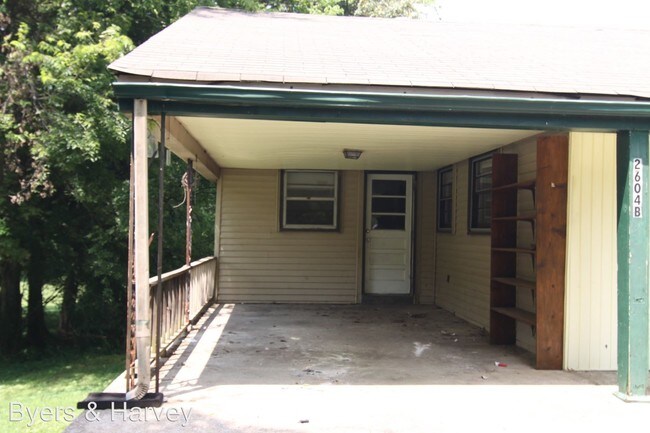 Building Photo - 2604 Union Hall Rd