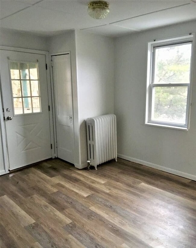 Building Photo - 6206 Ira Way