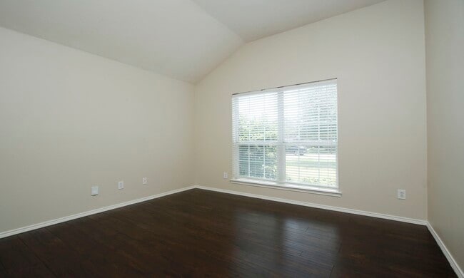 Building Photo - 8730 Cedar Walk Dr