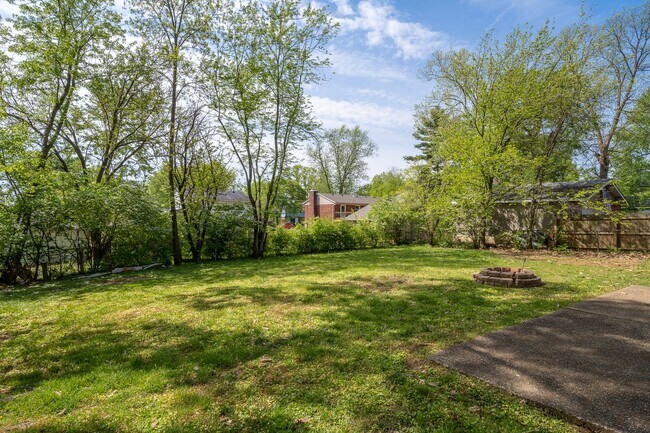 Building Photo - 12506 Live Oak Drive