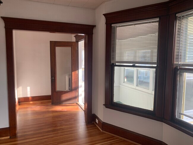 Foto del edificio - 1481 3rd St