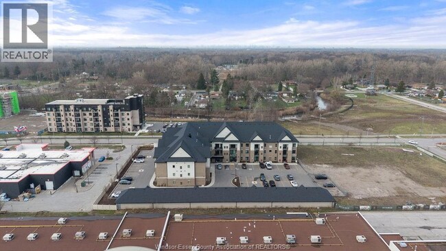 Building Photo - 1855 Wyoming Ave
