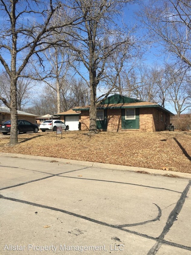 Primary Photo - 3 br, 2 bath House - 1817 Vaughn Drive