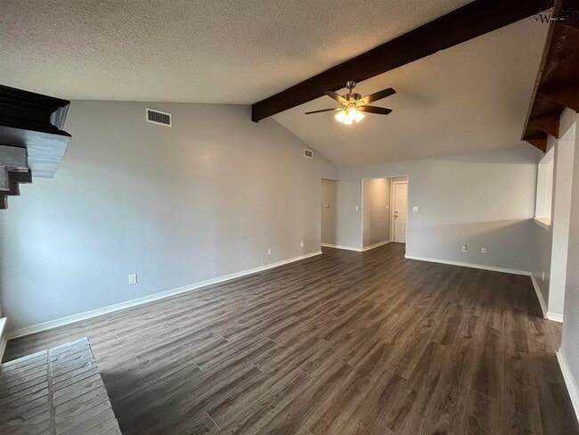 Building Photo - 5515 Lucky Ln