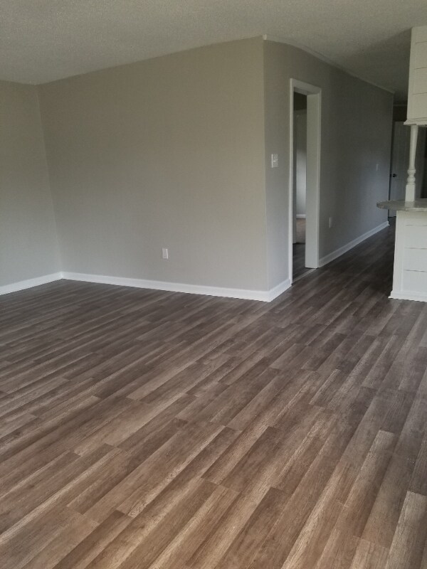 Foto del edificio - 4311 Stewart St