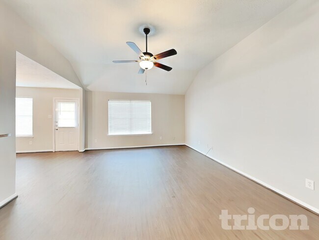 Foto del edificio - 12230 Scarlet River Dr