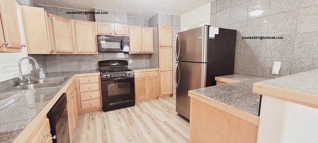 Building Photo - 3011 Joann Ave