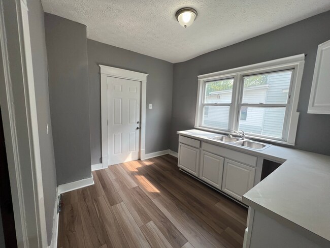 Foto del edificio - 421 Margaret St