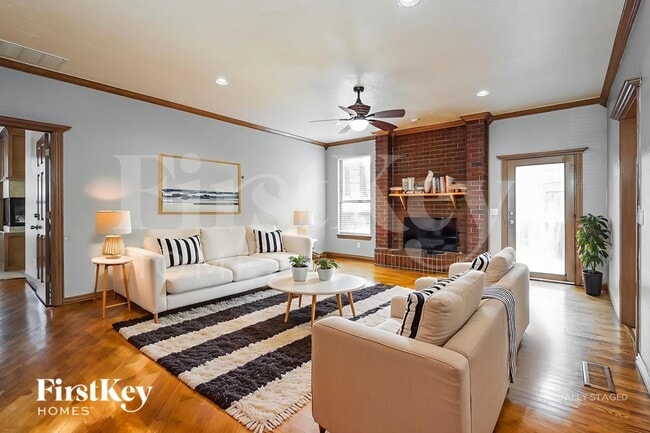 Building Photo - 13 Berkshire Dr