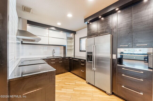 Foto del edificio - 1800 The Greens Way