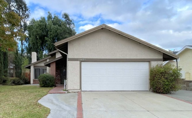 Building Photo - 20817 Calwood St