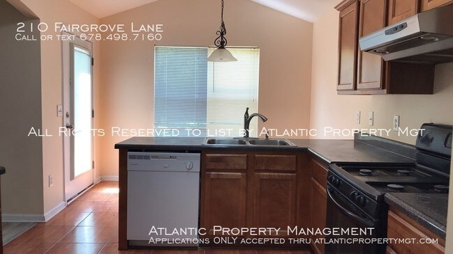 Building Photo - 210 Fairgrove Ln
