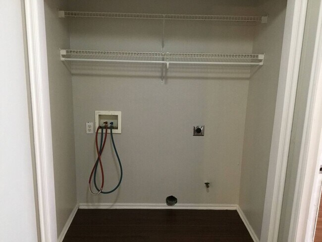 Foto del edificio - Remodeled 4 bedroom, 2 bath - Moore Schools