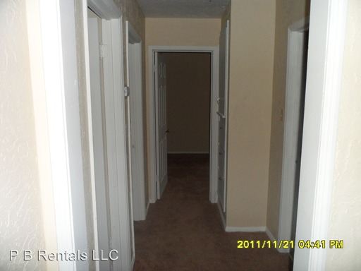 Foto del edificio - 1 NW 29th St