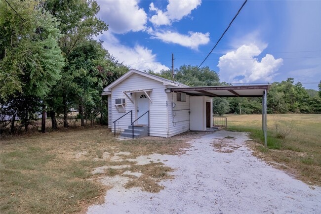 Building Photo - 137 Lee Ln