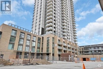 Building Photo - 55 Duke St W
