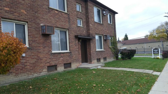 Foto del edificio - 12057 Nardin Dr