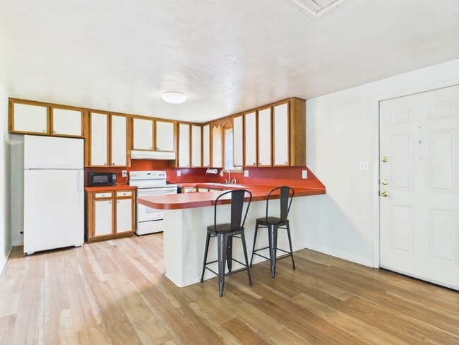 Foto del edificio - 7070 Tabor Rd