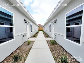 Building Photo - 1723 Davenport St