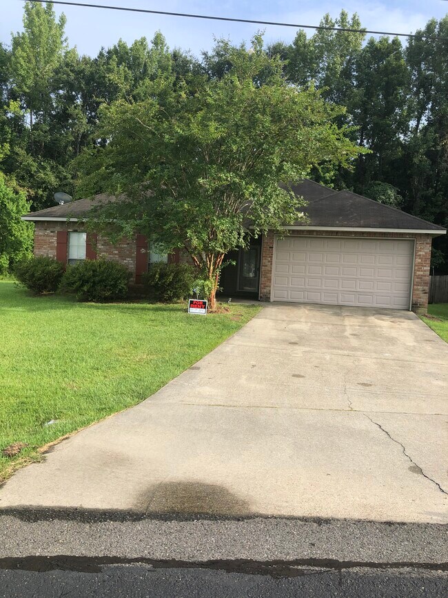 7552 Danielle Ave, Zachary, LA 70791 House Rental in Zachary, LA